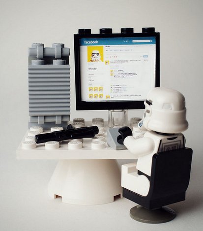 Facebook Star Wars Lego